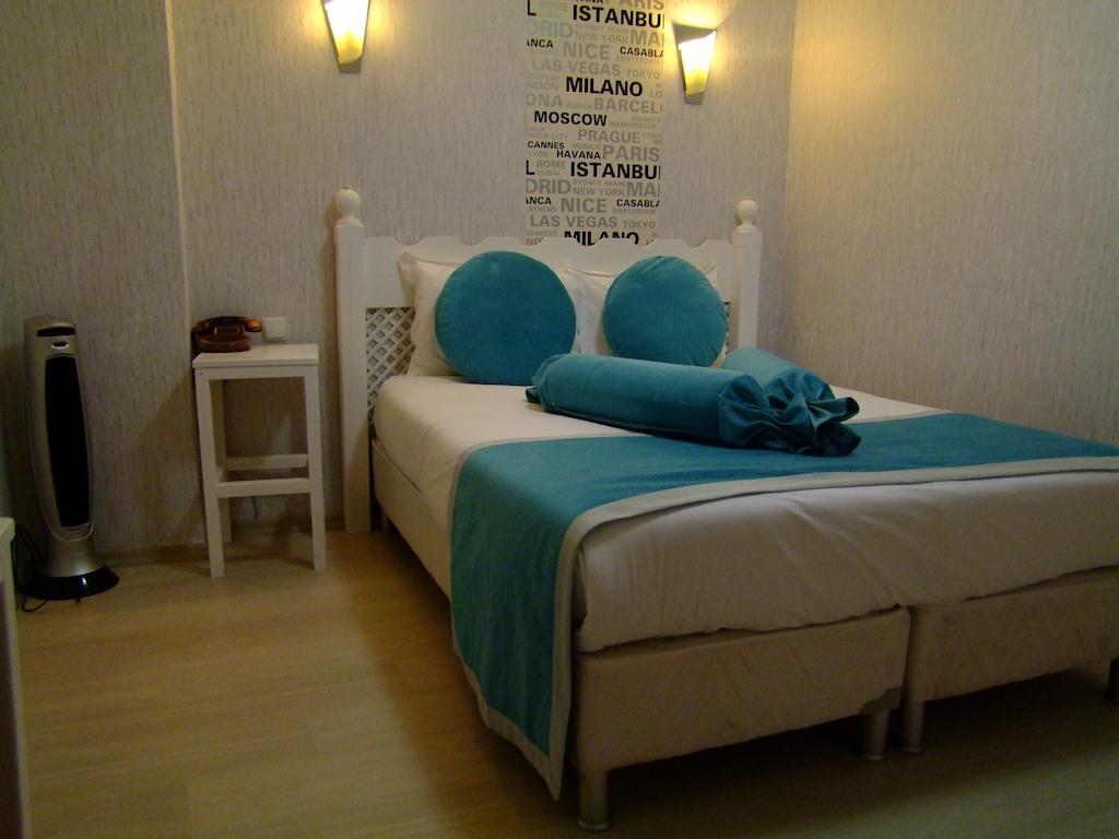 Hotel Ishakpasa Konagi Estambul Habitación foto