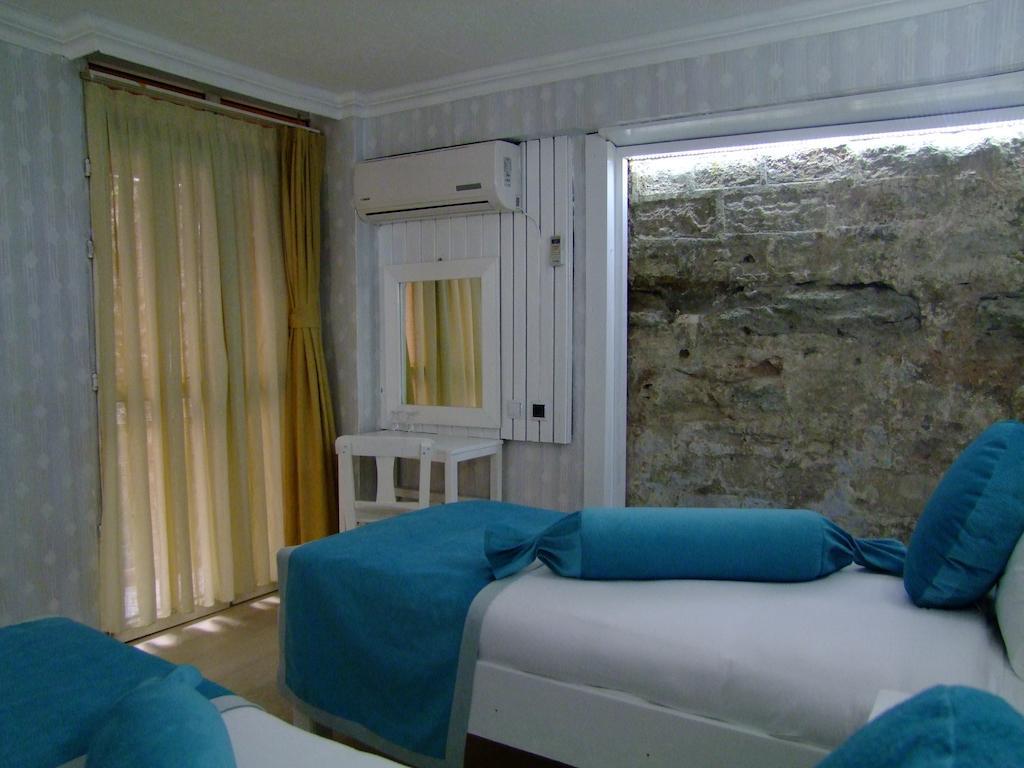 Hotel Ishakpasa Konagi Estambul Habitación foto